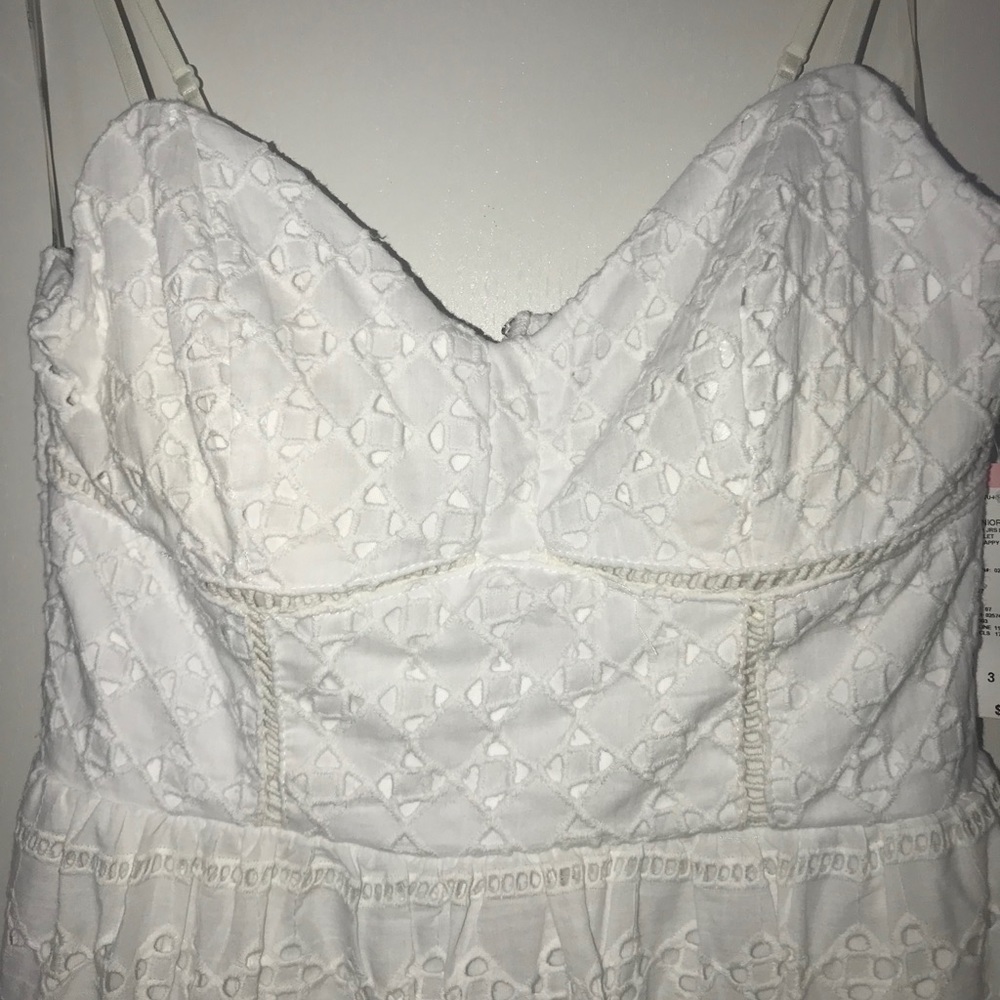 Summer dress, white, new.